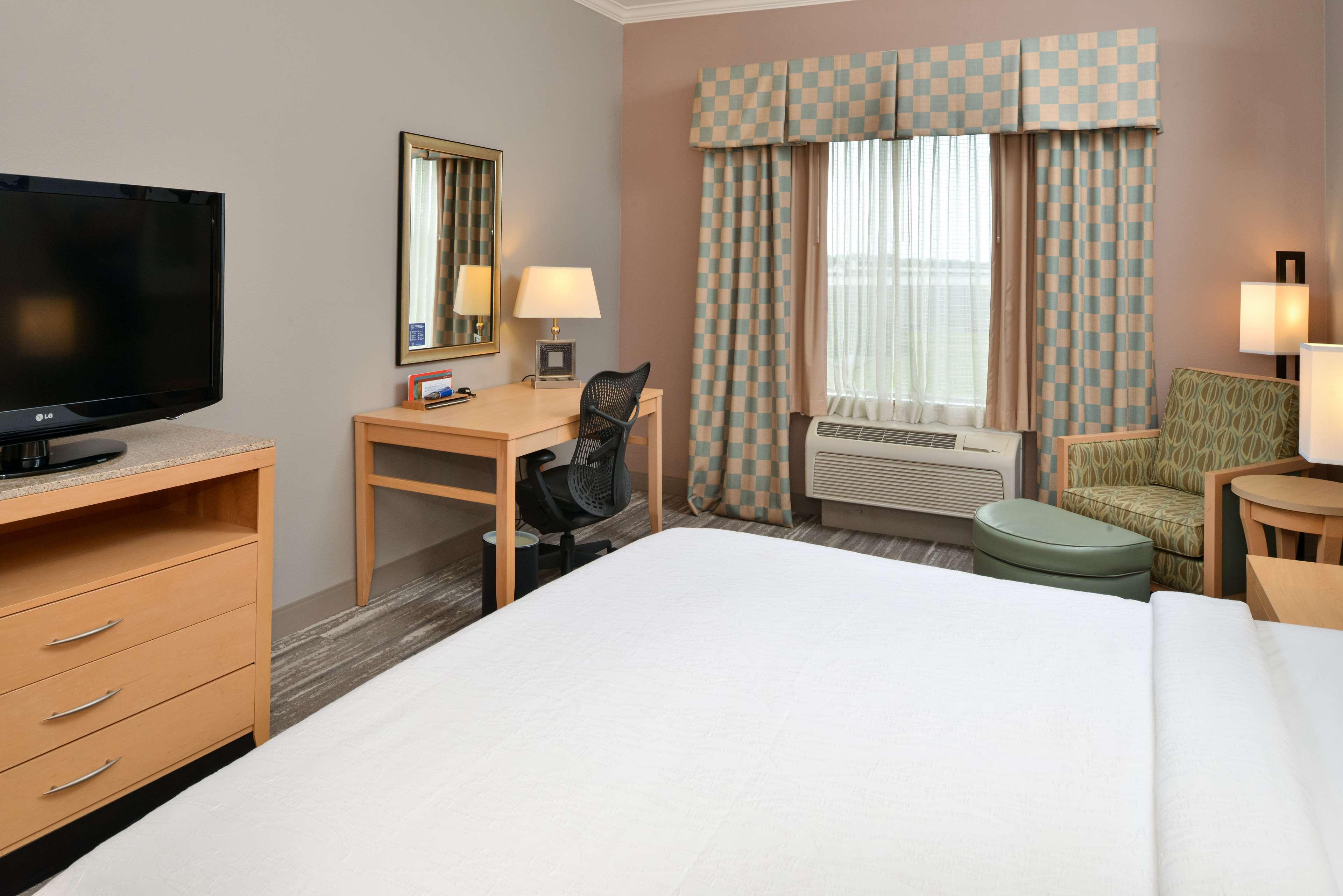 Hilton Garden Inn Denton Eksteriør bilde